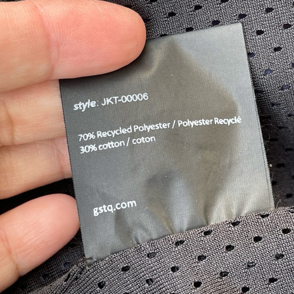 GSTQ Convertible Baseball Jacket Cape Size small In Midnight . - Picture 11 of 16